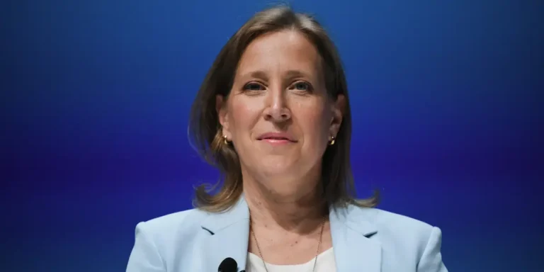 Who Is Susan Waren? Complete Biography, Life Story & Facts susan waren